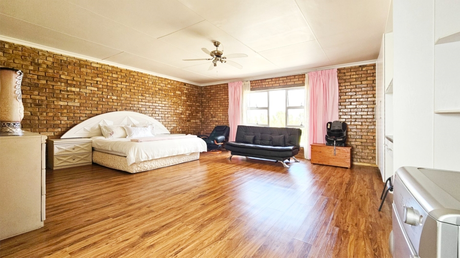 3 Bedroom Property for Sale in Oranjeville Free State